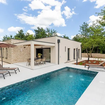 빌라 Frame West - New Build In Istria With Private Pool
