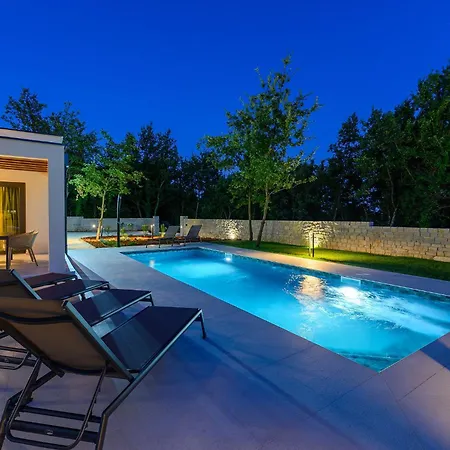 Frame West - New Build In Istria With Private Pool * Butkovići